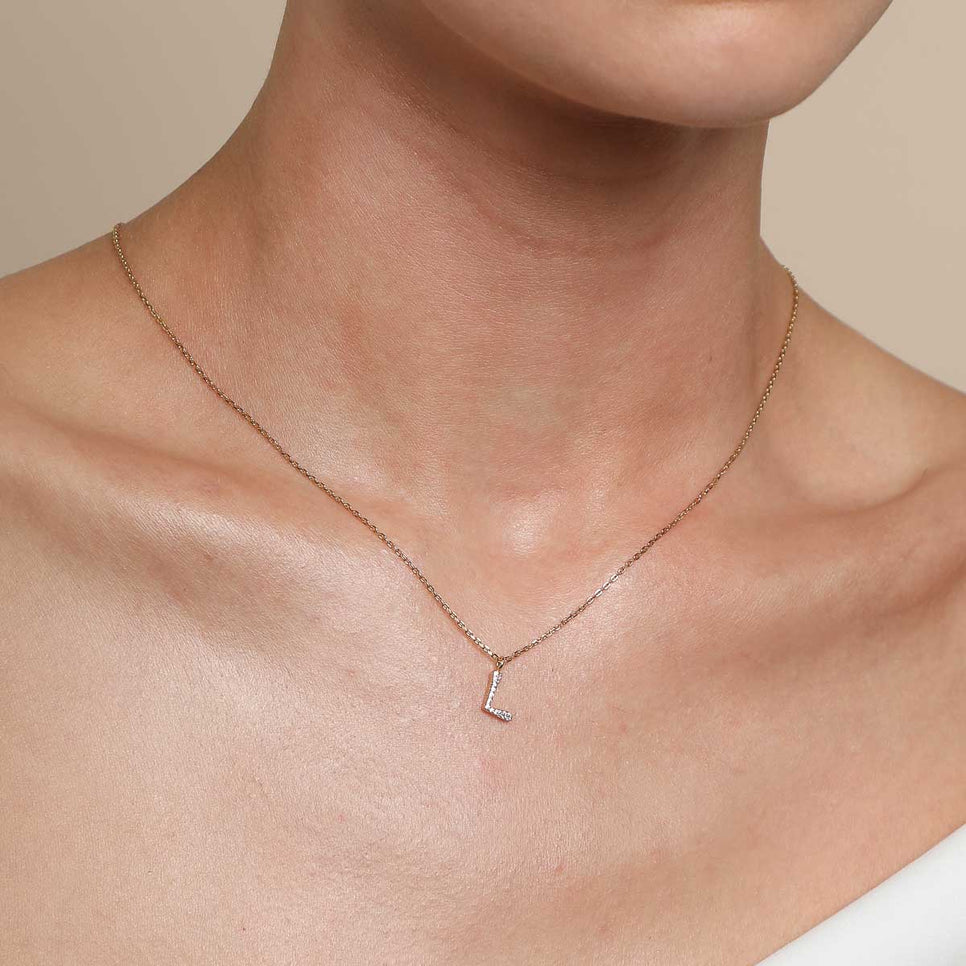 18k Gold Plated Jewellery - L Initial Pavé Pendant Necklace in Gold - Pendant Necklace - Astrid &amp; Miyu