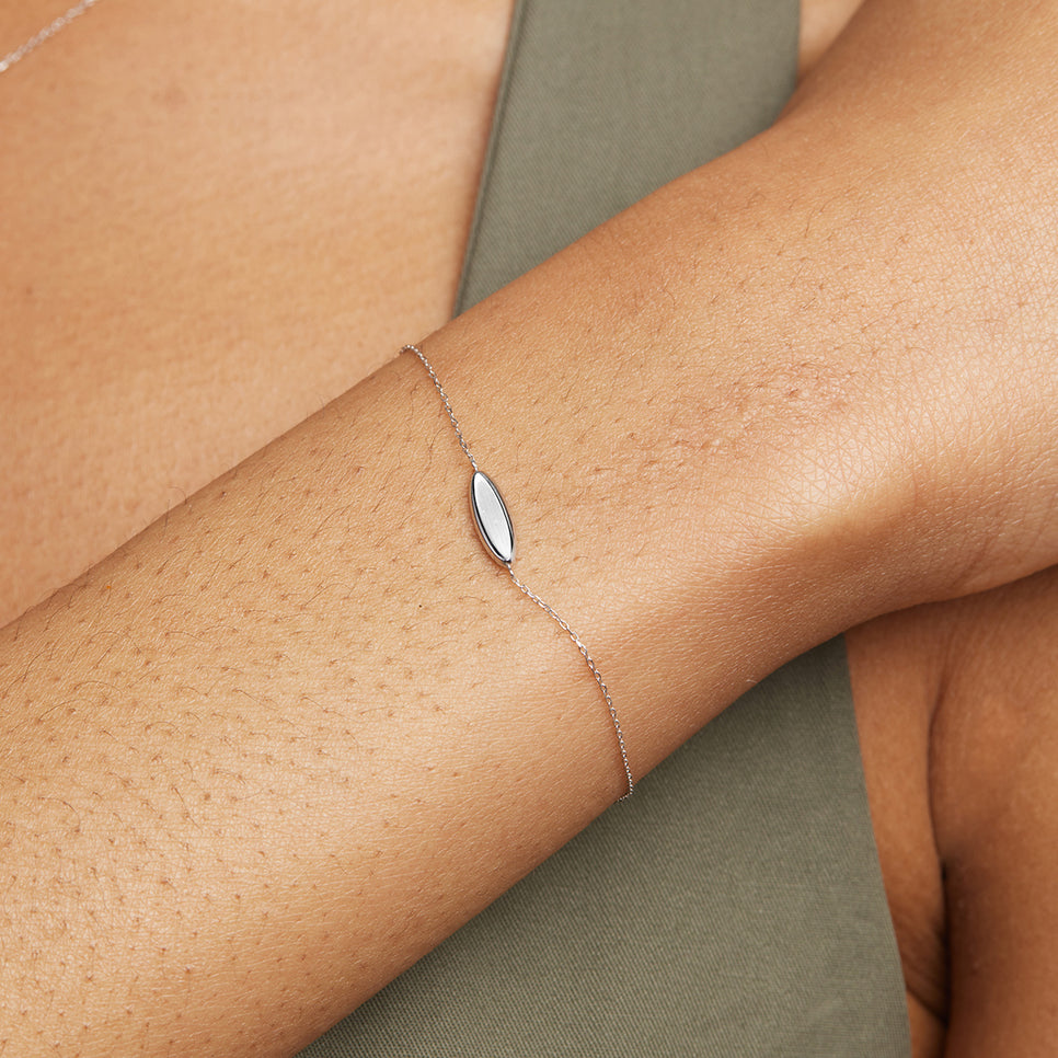 Bracelets - ID Charm Bracelet in Solid White Gold - Charm Bracelet - Astrid &amp; Miyu