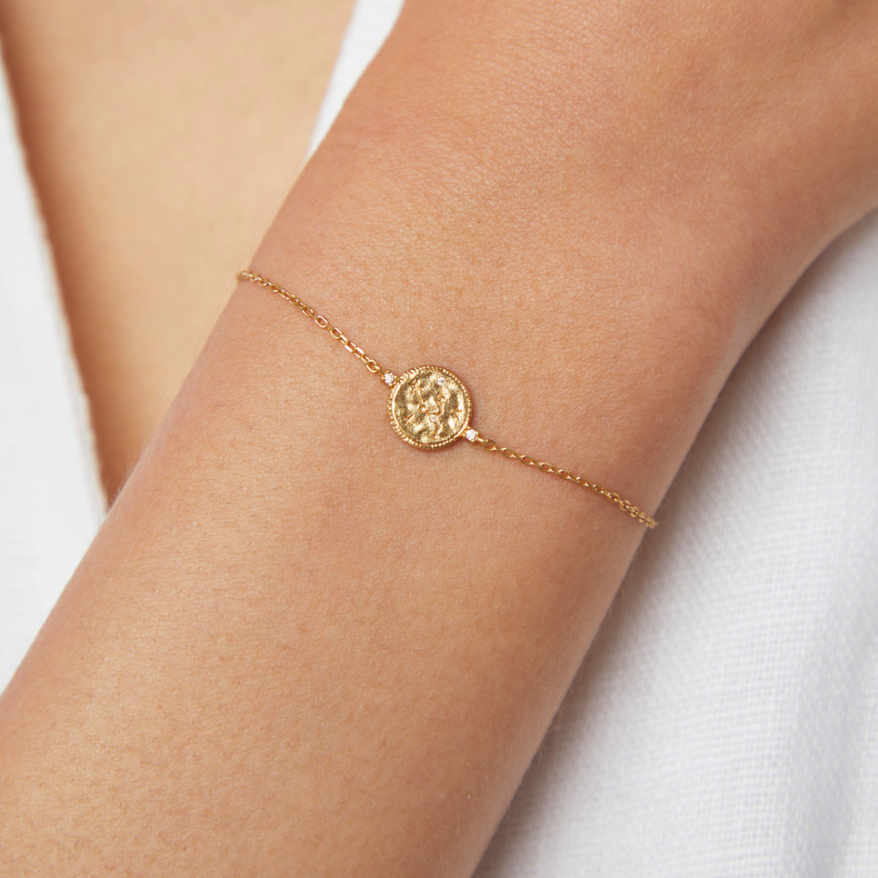 18k Gold Plated Jewellery - Taurus Zodiac Bracelet in Gold - Zodiac - Astrid & Miyu