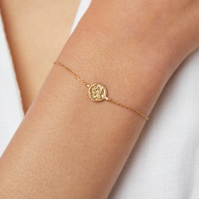 18k Gold Plated Jewellery - Taurus Zodiac Bracelet in Gold - Zodiac - Astrid &amp; Miyu
