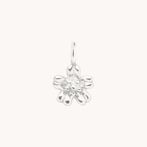 Flower Charm 9k White Gold-Astrid & Miyu