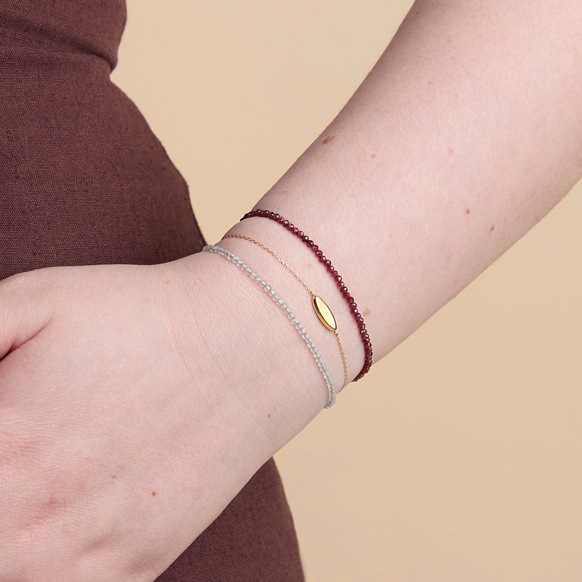 Garnet January Beaded Bracelet in Solid Gold-Astrid & Miyu