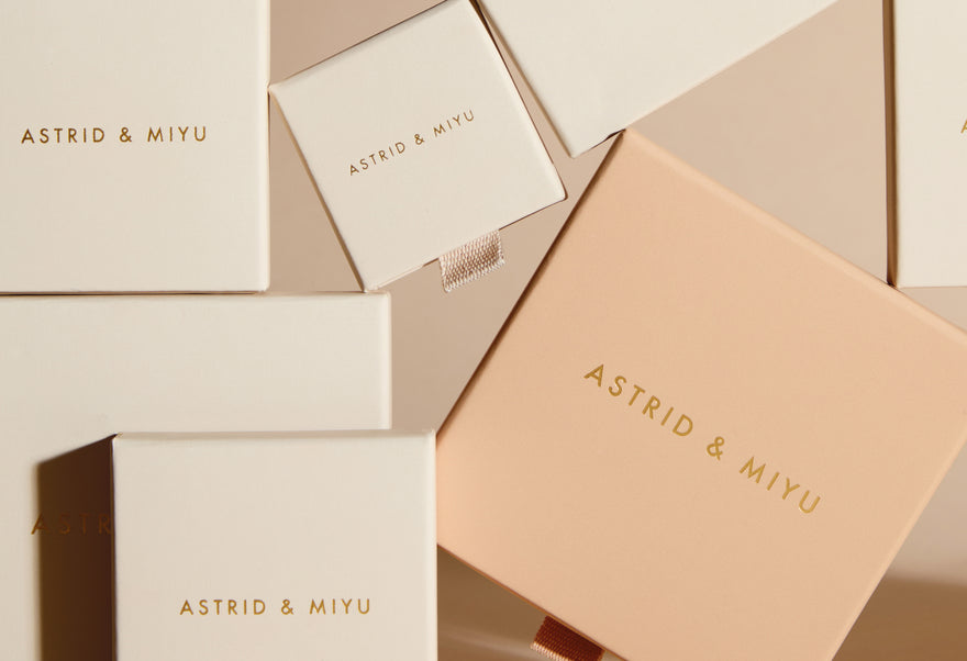 Earn_5_points_desktop-Astrid & Miyu