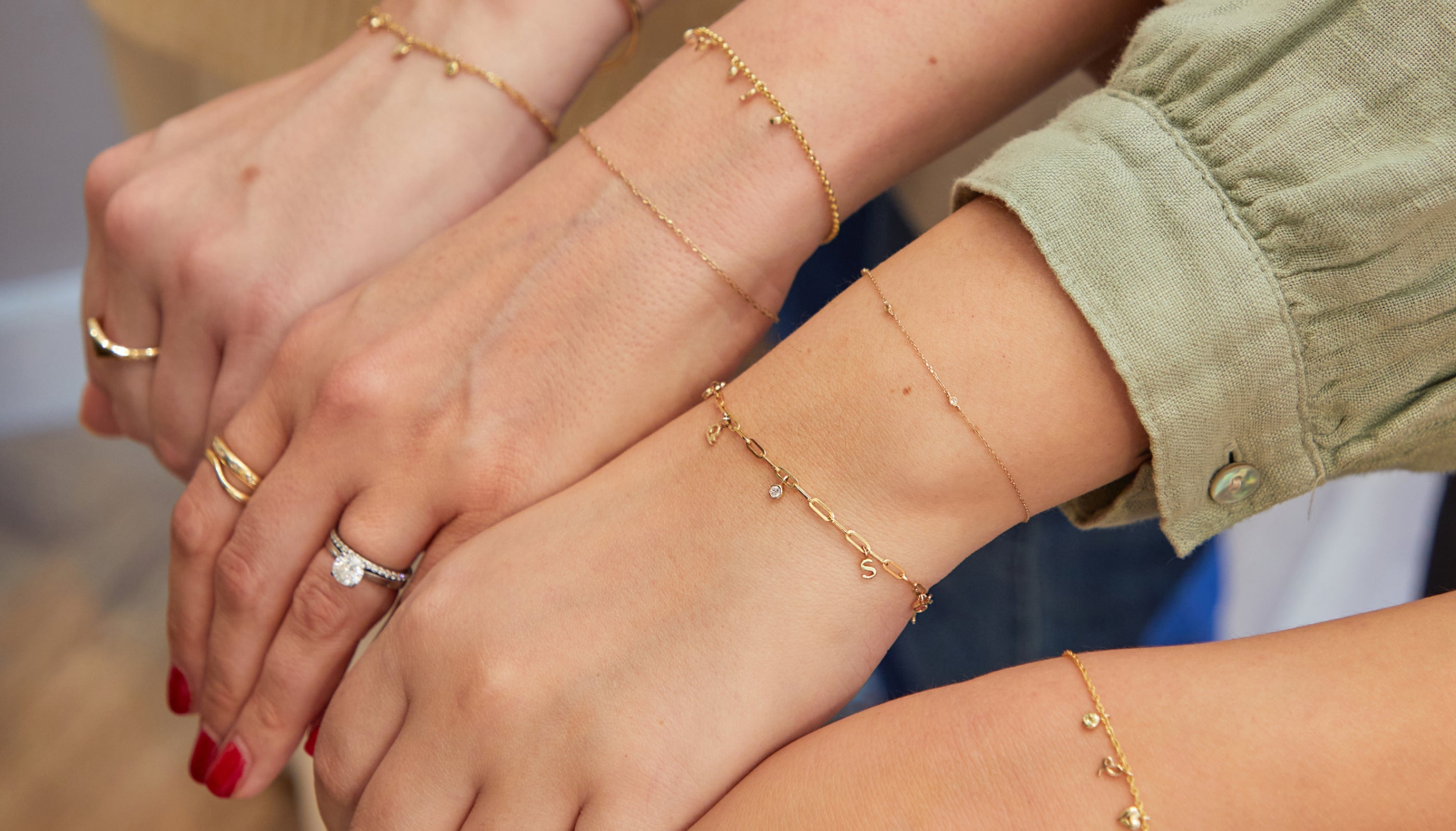 Footer_image_All_in-store_services_focus_-_Landscape_5d4c3c39-da55-4201-84d9-2c05b68bb268-Astrid & Miyu