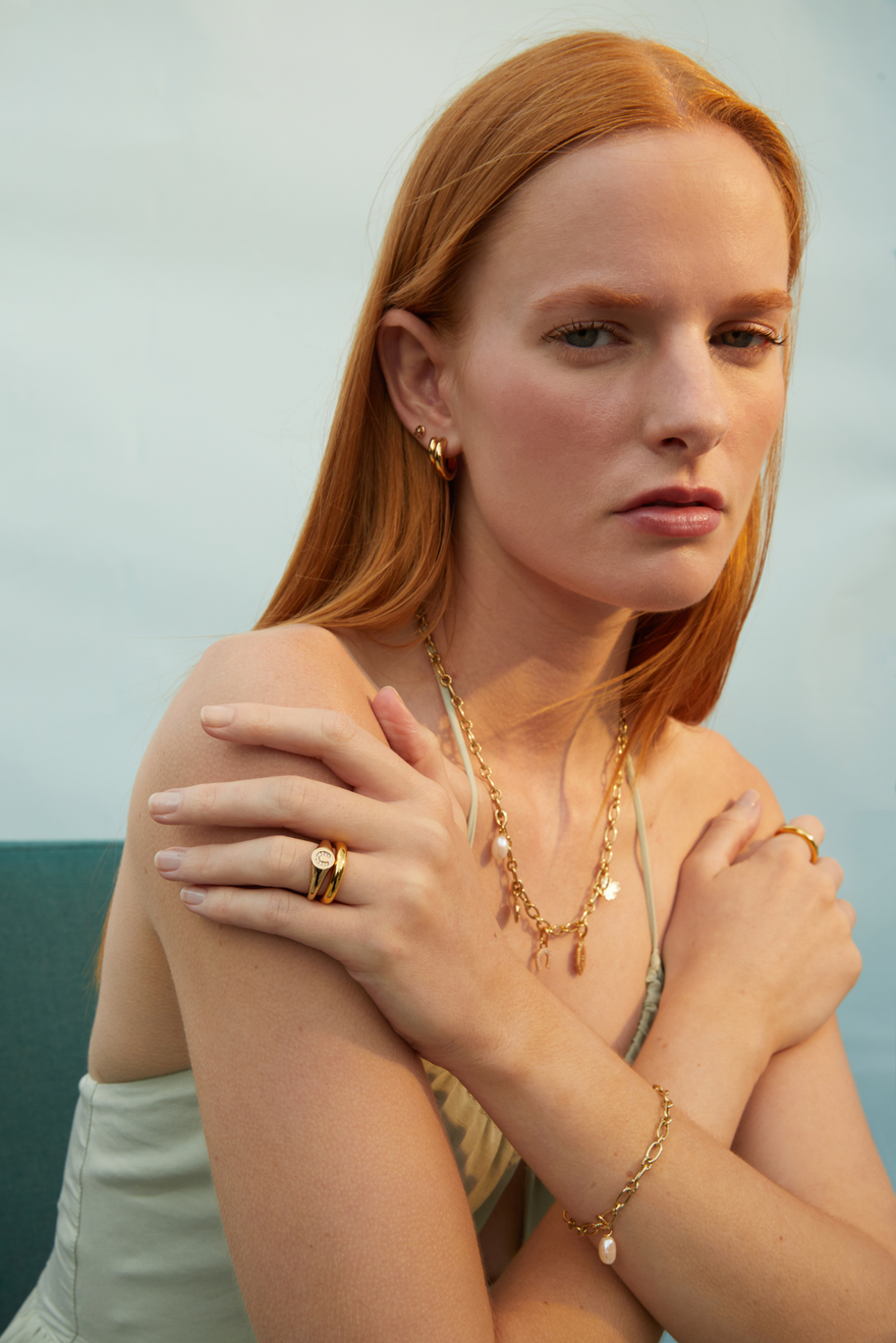 Astrid_and_renew_image_v2-Astrid &amp; Miyu