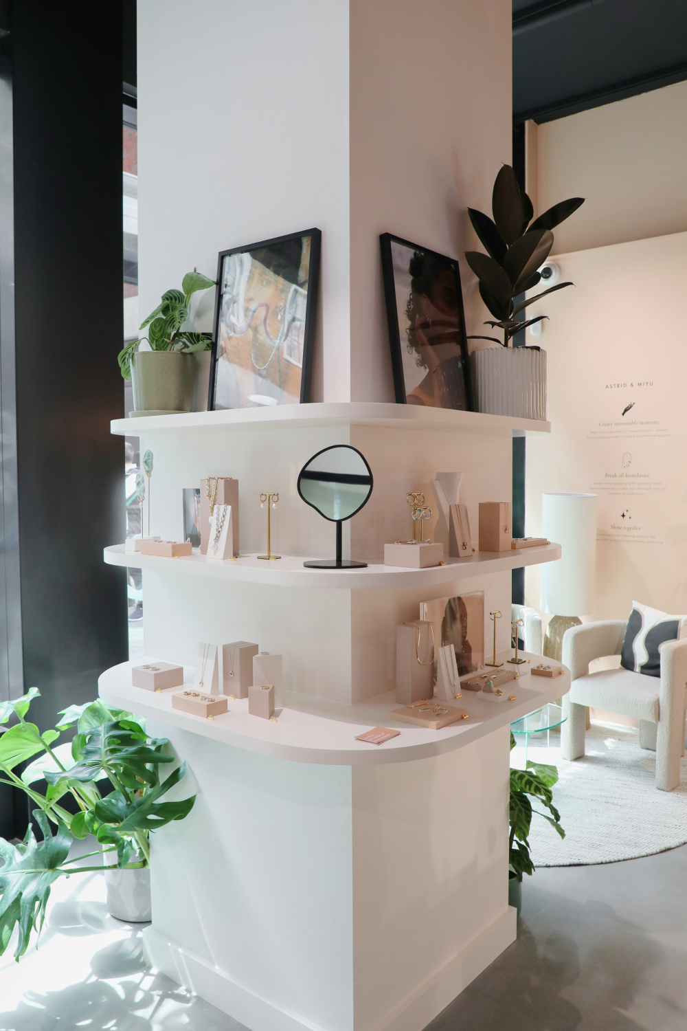 Industrial_influence-Astrid &amp; Miyu