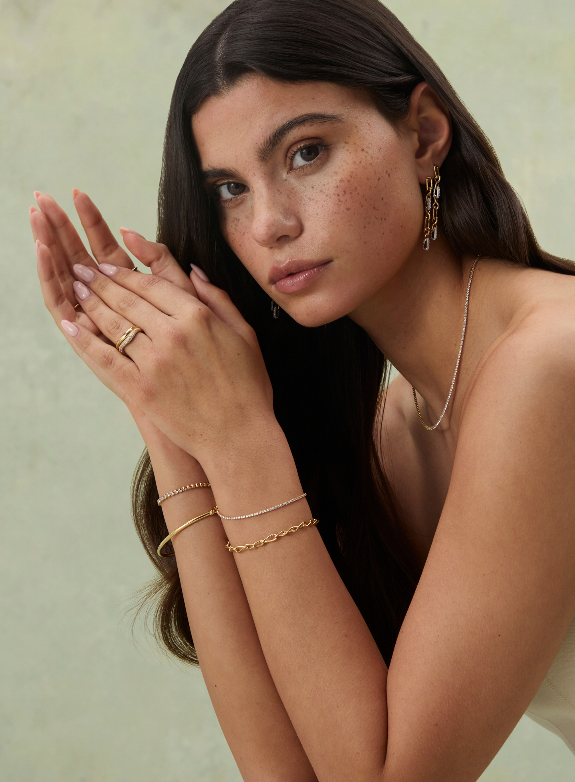 Q1_26_Q1_PartB_Best_Sellers_Desktop-Astrid & Miyu